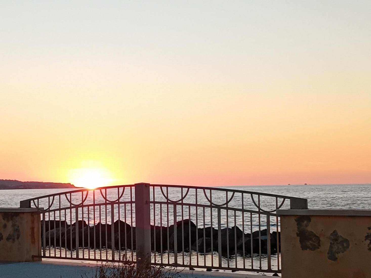 Casa Relax Apartman Vibo Valentia Marina Kültér fotó